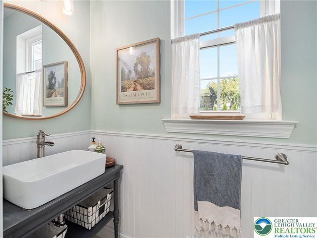 1455 Saratoga Circle, Weisenberg Twp, PA 18031