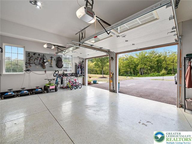 1455 Saratoga Circle, Weisenberg Twp, PA 18031