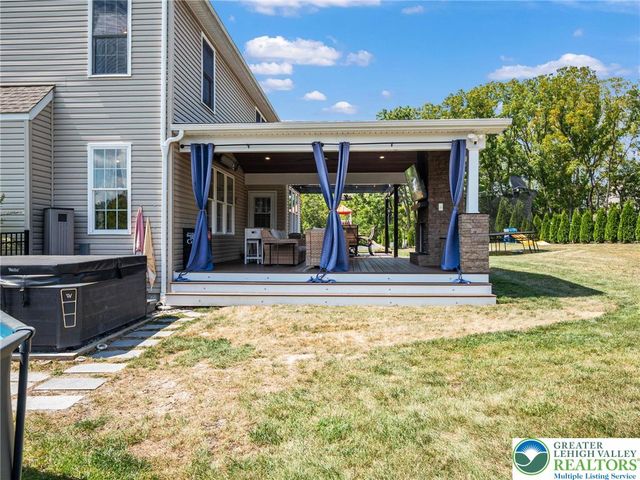 1455 Saratoga Circle, Weisenberg Twp, PA 18031