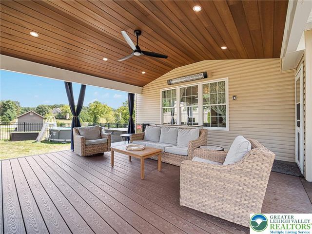 1455 Saratoga Circle, Weisenberg Twp, PA 18031