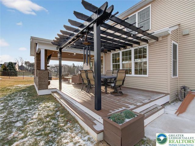 1455 Saratoga Circle, Weisenberg Twp, PA 18031