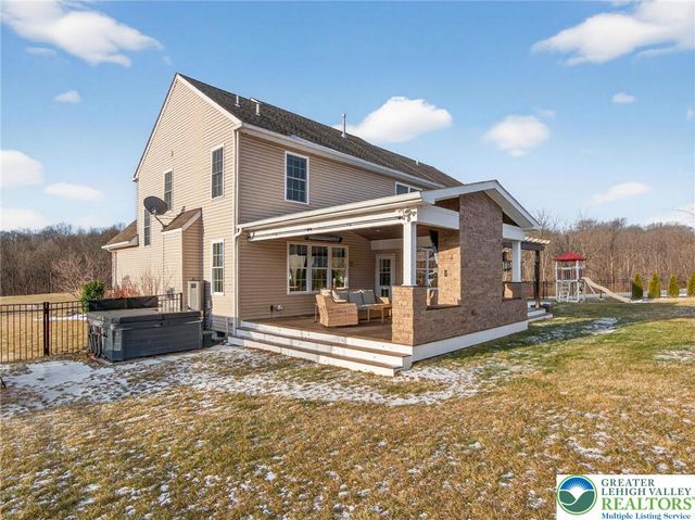 1455 Saratoga Circle, Weisenberg Twp, PA 18031