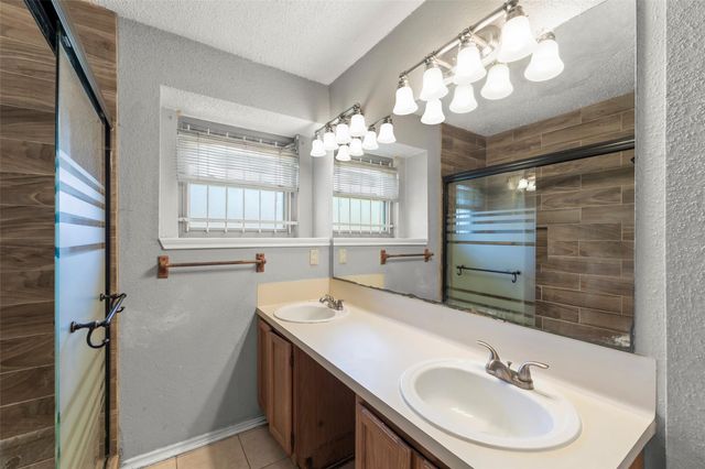 5730 Gineridge Drive, Houston, TX 77053