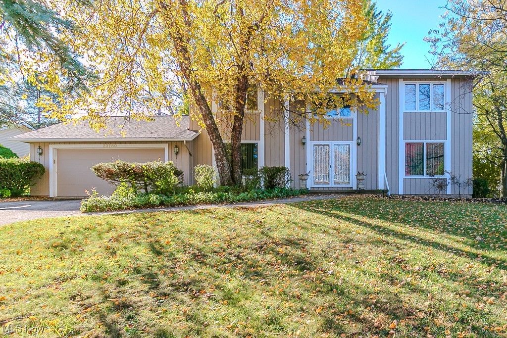 23780 Halburton Road, Beachwood, OH 44122