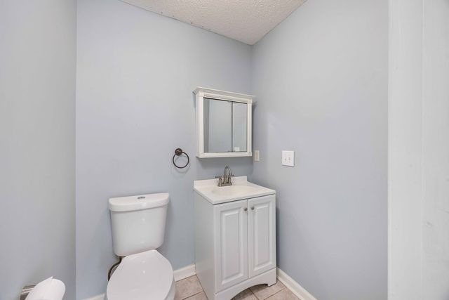 210 Williams Drive West, Hamilton, GA 31811