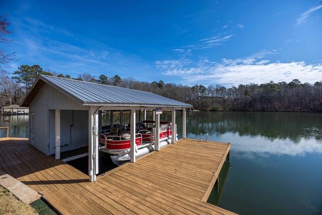 210 Williams Drive West, Hamilton, GA 31811