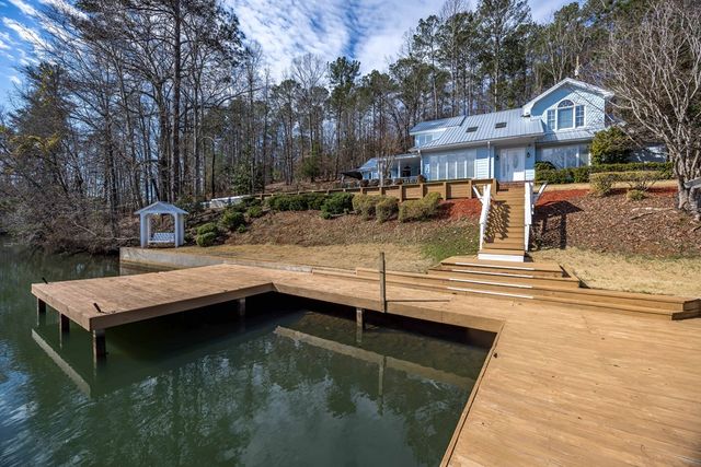 210 Williams Drive West, Hamilton, GA 31811