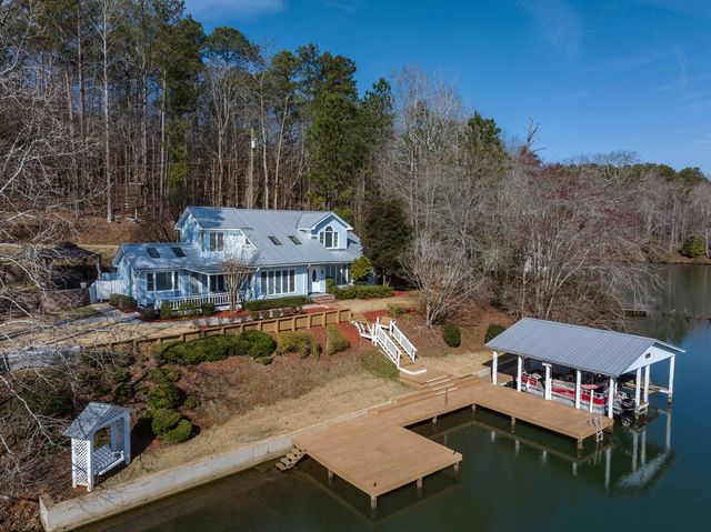 210 Williams Drive West, Hamilton, GA 31811