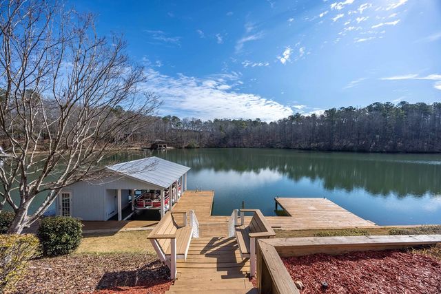 210 Williams Drive West, Hamilton, GA 31811