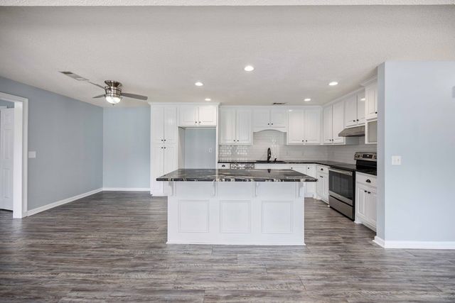 210 Williams Drive West, Hamilton, GA 31811