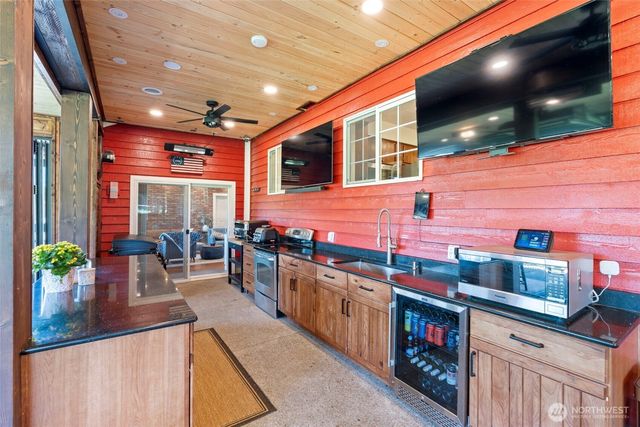 6845 183rd Avenue SW, Rochester, WA 98579