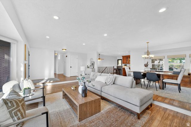 1682 E JULHO ST, Sandy, UT 84093