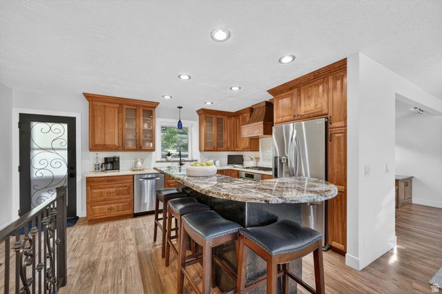 1682 E JULHO ST, Sandy, UT 84093