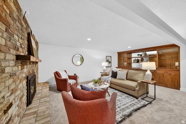 1682 E JULHO ST, Sandy, UT 84093