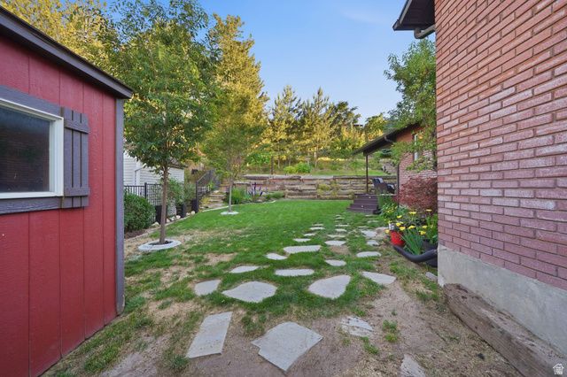 1682 E JULHO ST, Sandy, UT 84093