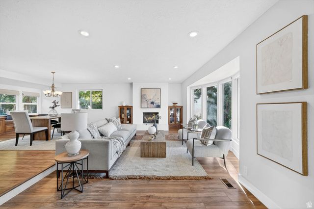 1682 E JULHO ST, Sandy, UT 84093