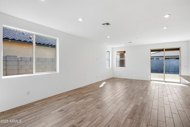 19021 W MARYLAND Avenue, Waddell, AZ 85355