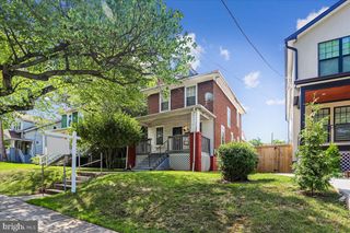 2227 NEWTON ST NE, Washington, DC 20018