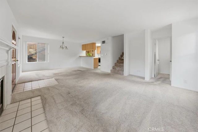 22613 Copper Hill 123, Saugus, CA 91350