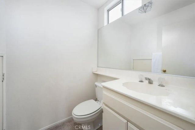 22613 Copper Hill 123, Saugus, CA 91350