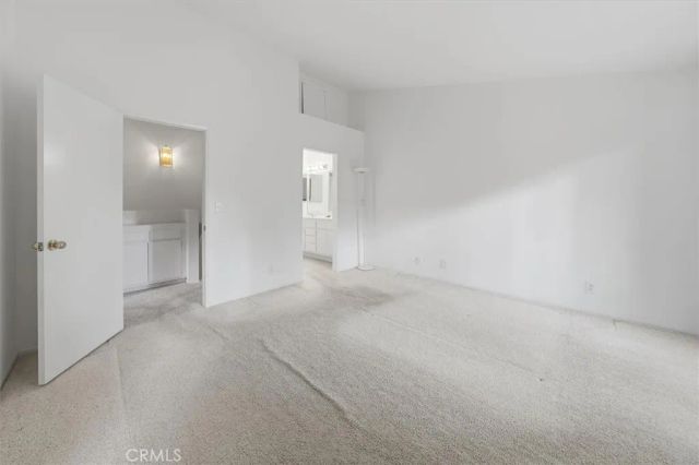 22613 Copper Hill 123, Saugus, CA 91350