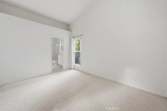 22613 Copper Hill 123, Saugus, CA 91350