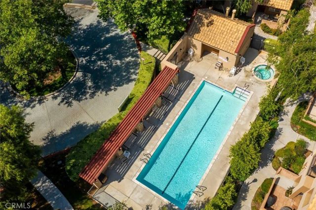 22613 Copper Hill 123, Saugus, CA 91350