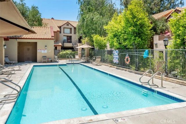 22613 Copper Hill 123, Saugus, CA 91350