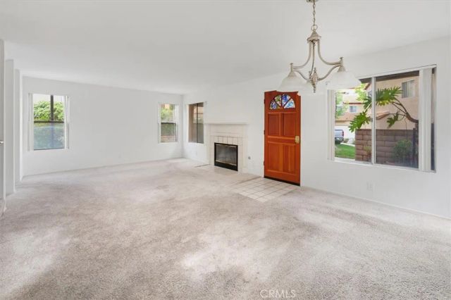 22613 Copper Hill 123, Saugus, CA 91350