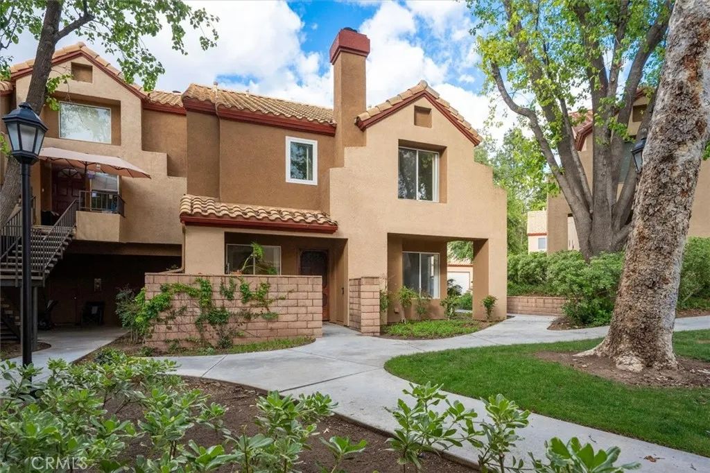 22613 Copper Hill 123, Saugus, CA 91350