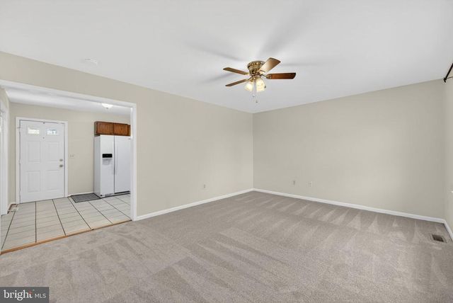 9283 SPRINGS RD, Warrenton, VA 20186
