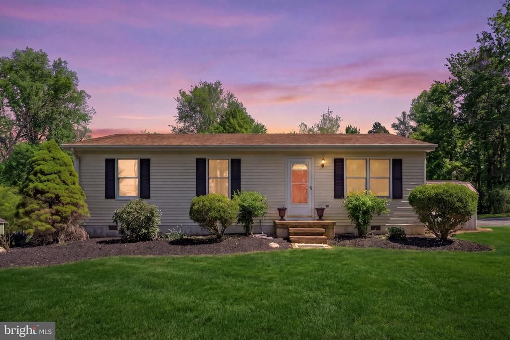 9283 SPRINGS RD, Warrenton, VA 20186