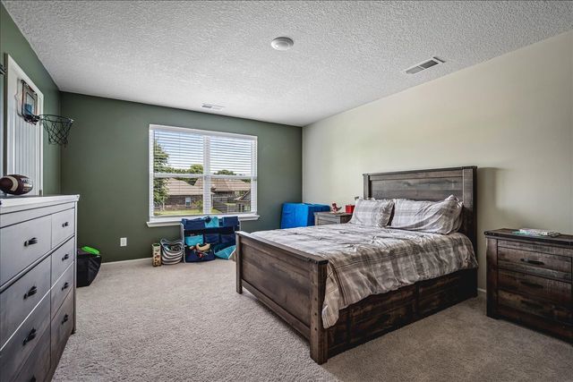 70 CHARLES CRK, Somerville, TN 38068