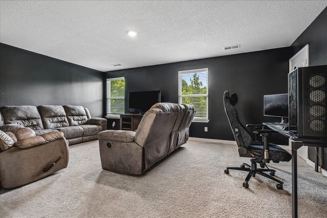 70 CHARLES CRK, Somerville, TN 38068