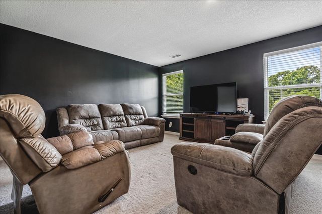 70 CHARLES CRK, Somerville, TN 38068