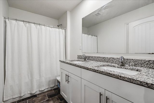70 CHARLES CRK, Somerville, TN 38068