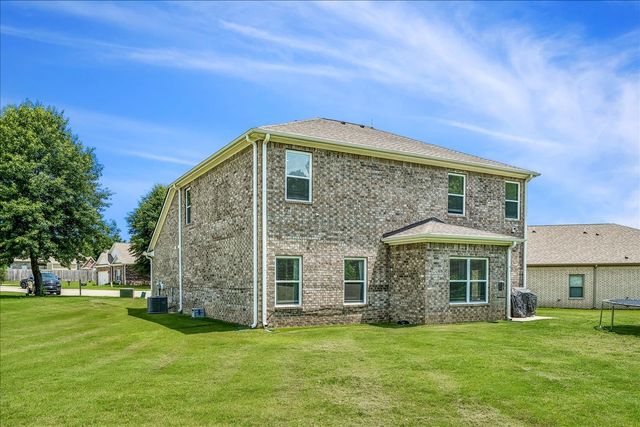 70 CHARLES CRK, Somerville, TN 38068