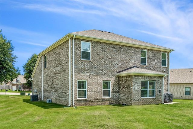 70 CHARLES CRK, Somerville, TN 38068