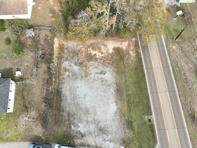 303 Devall, Ellisville, MS 39437