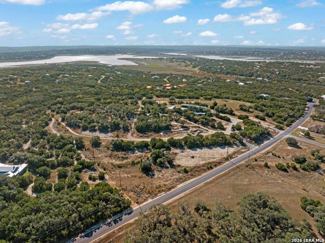 901 CEDAR RISE DR, Canyon Lake, TX 78133