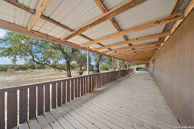 901 CEDAR RISE DR, Canyon Lake, TX 78133
