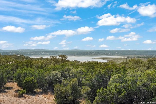 901 CEDAR RISE DR, Canyon Lake, TX 78133
