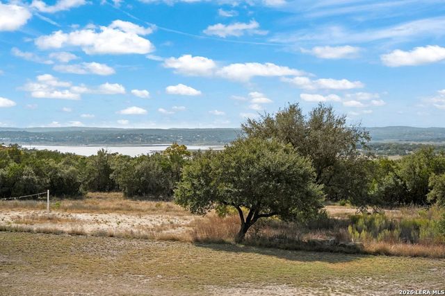 901 CEDAR RISE DR, Canyon Lake, TX 78133