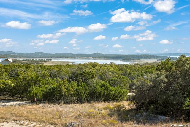 901 CEDAR RISE DR, Canyon Lake, TX 78133