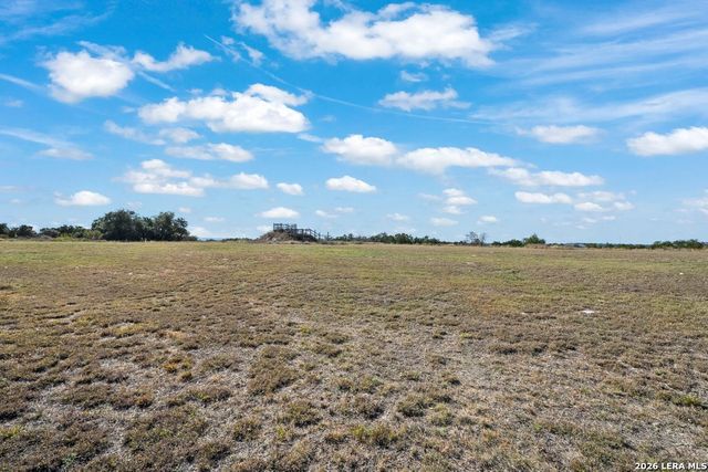 901 CEDAR RISE DR, Canyon Lake, TX 78133