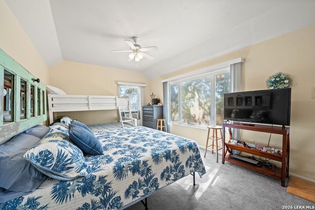 901 CEDAR RISE DR, Canyon Lake, TX 78133