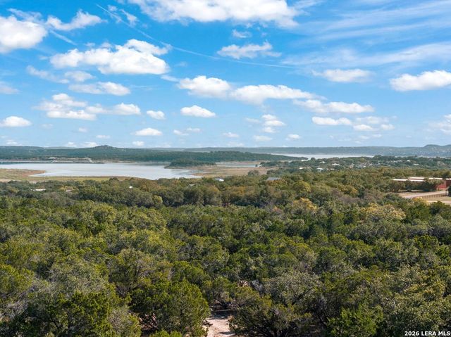 901 CEDAR RISE DR, Canyon Lake, TX 78133
