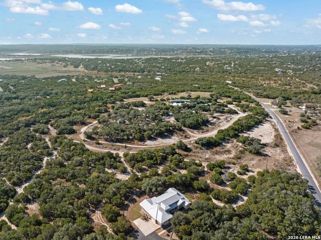 901 CEDAR RISE DR, Canyon Lake, TX 78133