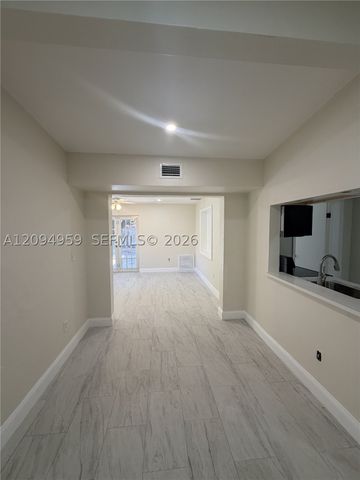 3001 SW 23rd Ter, Miami, FL 33145
