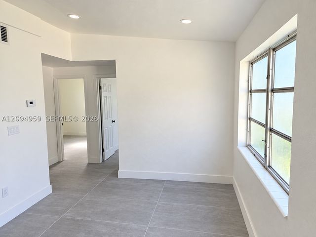 3001 SW 23rd Ter, Miami, FL 33145
